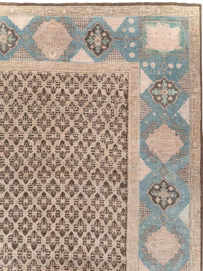 Antique Persian Serab Accent Carpet, No.30520 - Gsblank