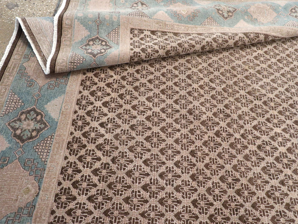 Antique Persian Serab Accent Carpet, No.30520 - Gsblank