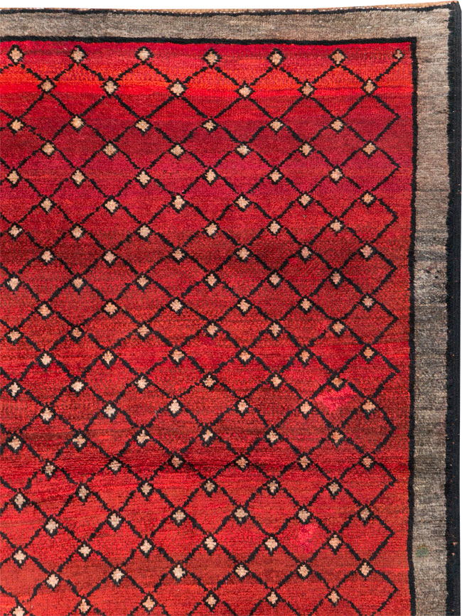 Vintage Anatolian Carpet, No.30528 - Gsblank