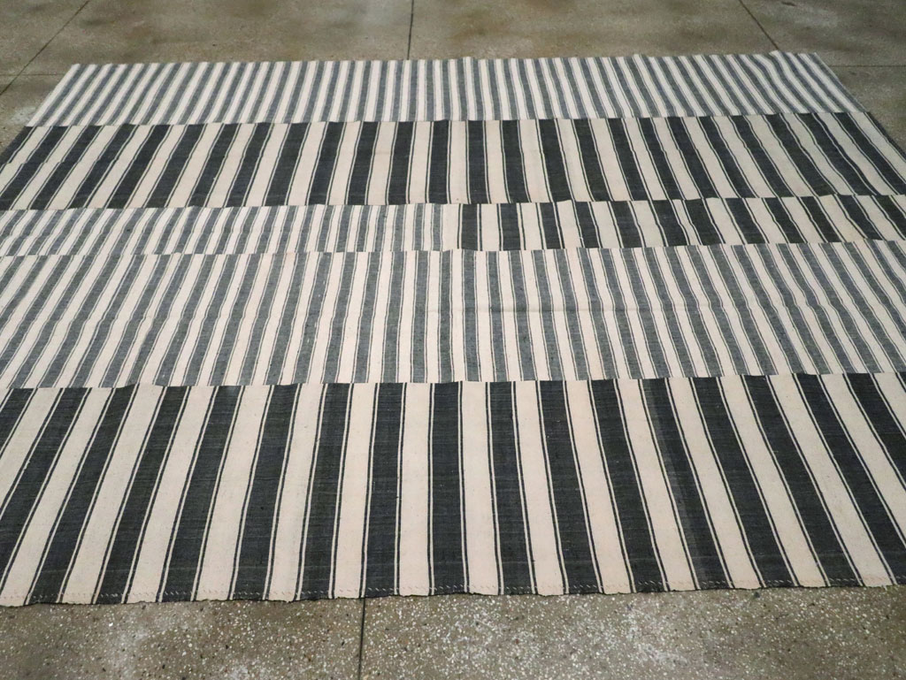 Vintage Turkish Flatweave Kilim Room Size Carpet, No.30530 - Gsblank