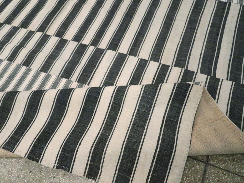 Vintage Turkish Flatweave Kilim Room Size Carpet, No.30530 - Gsblank