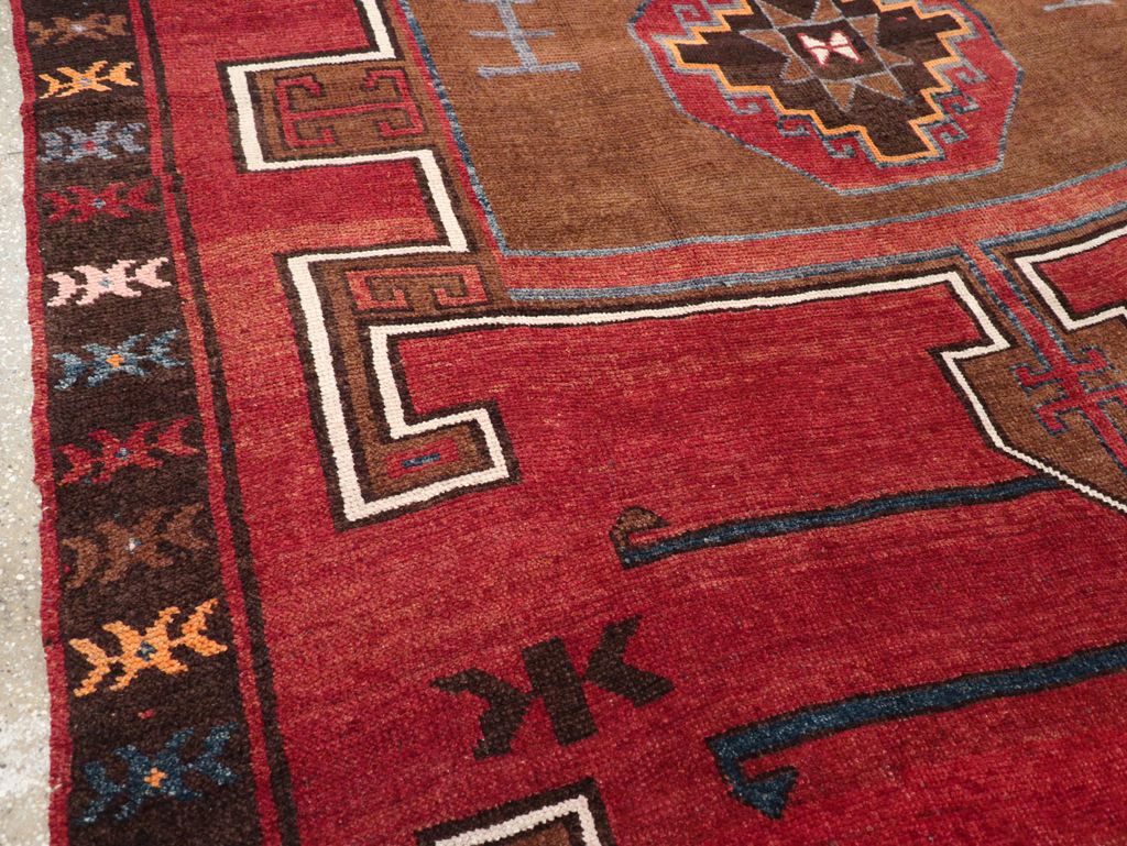 Vintage Turkish Anatolian Tribal Room Size Carpet, No.30550 - Gsblank