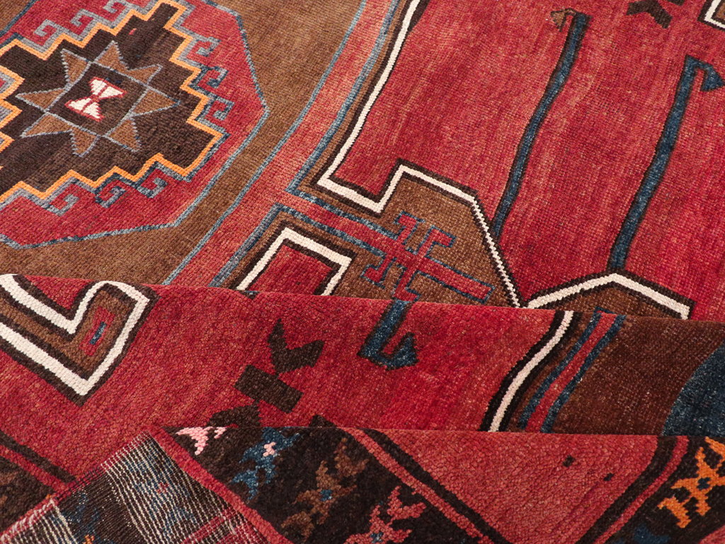 Vintage Turkish Anatolian Tribal Room Size Carpet, No.30550 - Gsblank