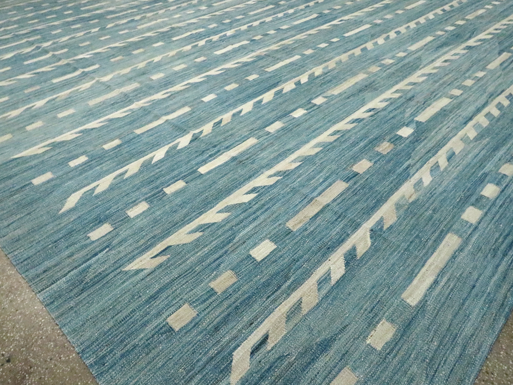 Modern Oversize Turkish Flatweave, No.30553 - Gsblank