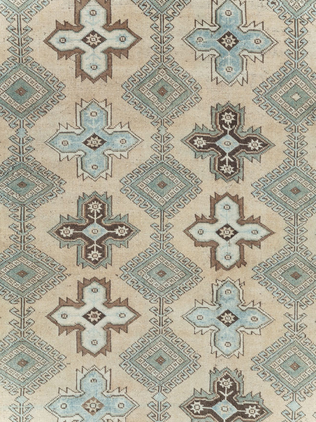 Vintage Room Size Anatolian Carpet, No.30564 - Gsblank