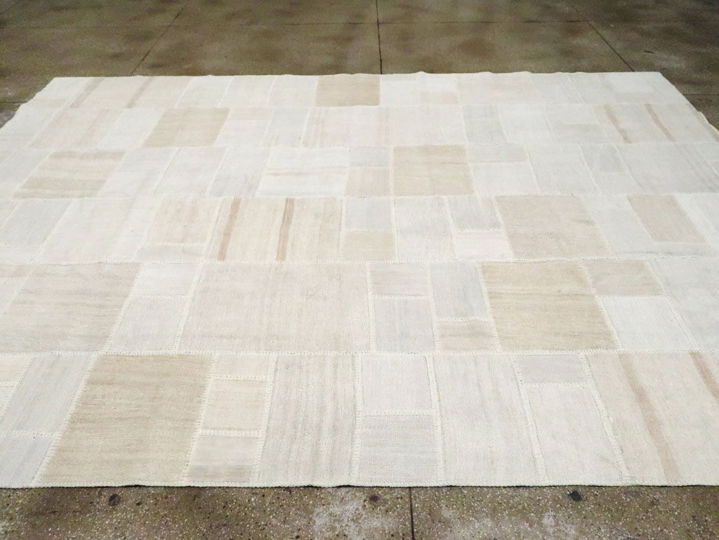 Modern Turkish Flatweave Kilim Room Size Carpet, No.30578 - Gsblank