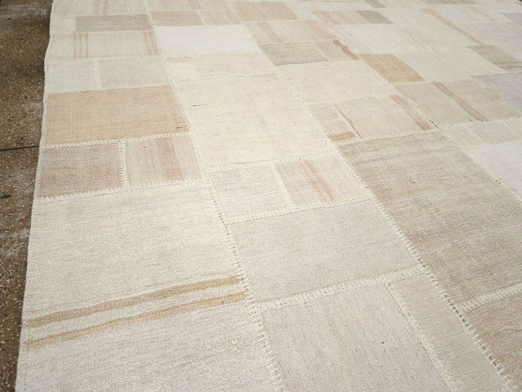 Modern Turkish Flatweave Kilim, No.30579 - Gsblank