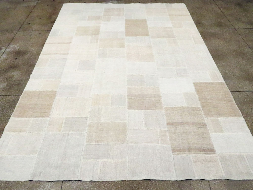 Modern Turkish Flatweave Kilim Room Size Carpet, No.30582 - Gsblank