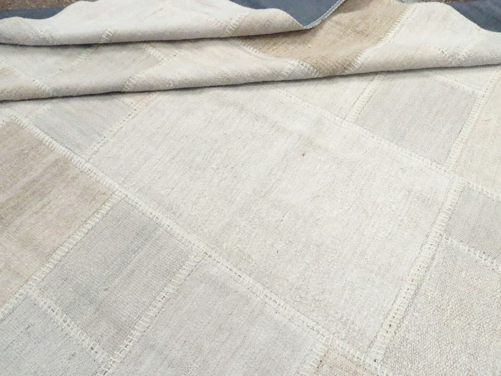 Modern Turkish Flatweave Kilim Room Size Carpet, No.30582 - Gsblank