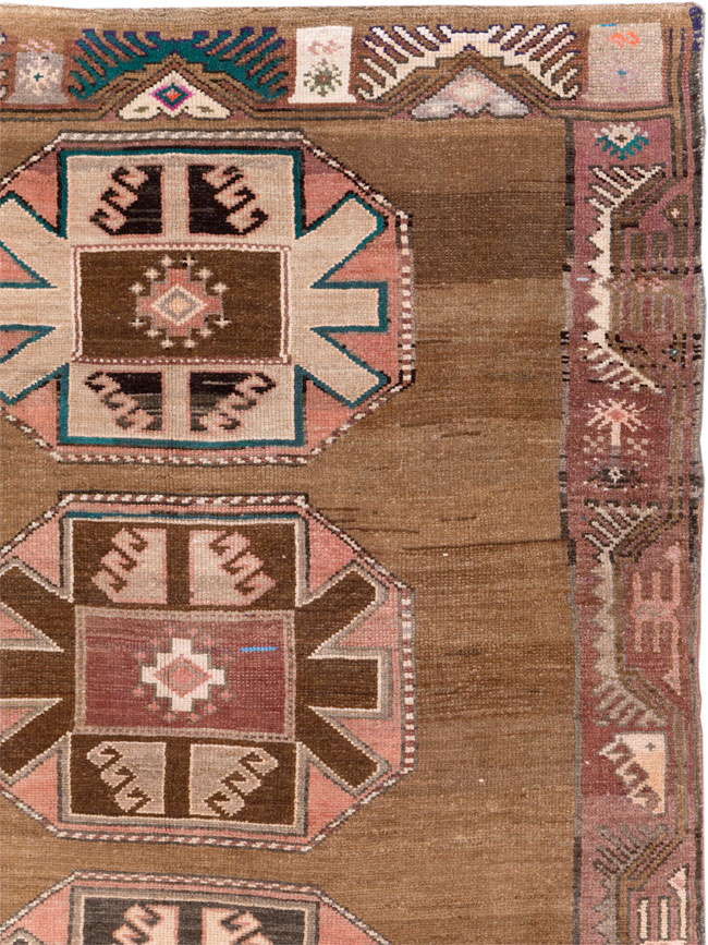 Vintage Turkish Tribal Long Room Size Carpet, No.30592 - Gsblank