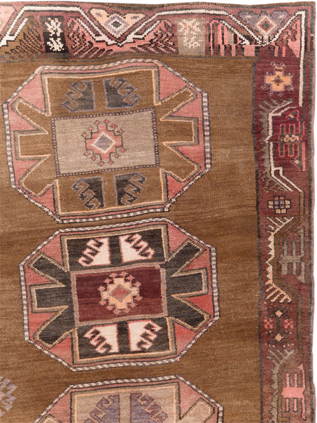 Vintage Turkish Tribal Long Room Size Carpet, No.30592 - Gsblank