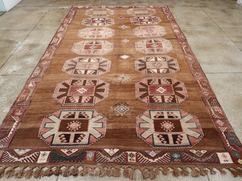 Vintage Turkish Tribal Long Room Size Carpet, No.30592 - Gsblank