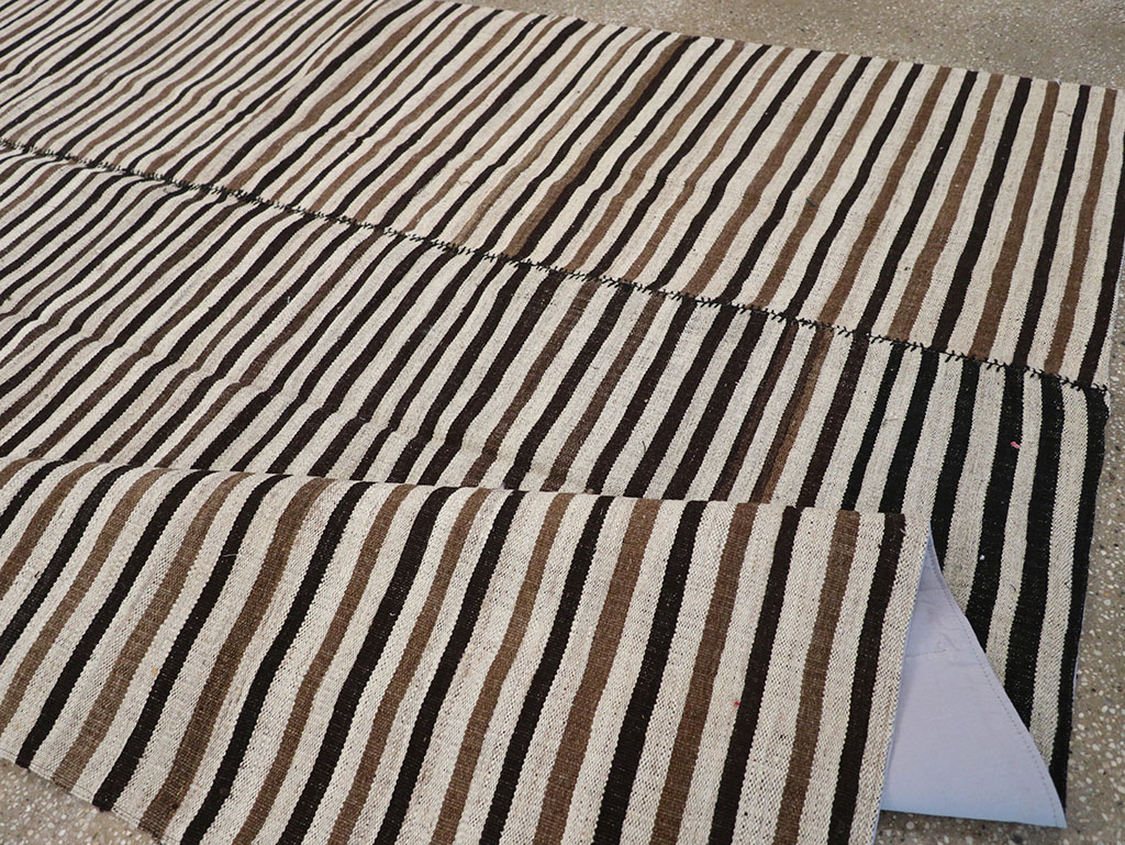 Vintage Persian Flatweave Kilim Room Size Carpet, No.30639 - Gsblank