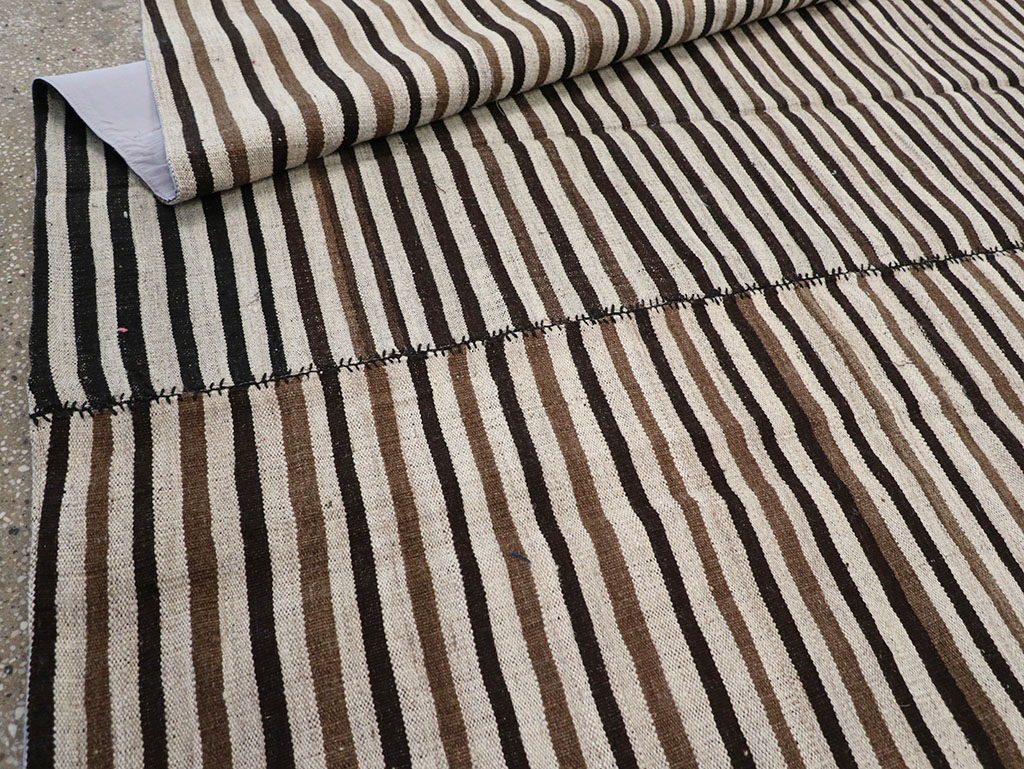 Vintage Persian Flatweave Kilim Room Size Carpet, No.30639 - Gsblank