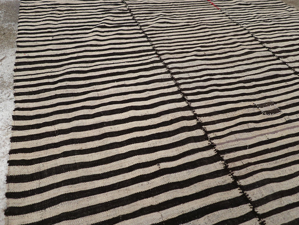 Vintage Persian Flatweave Kilim Gallery Carpet, No.30642 - Gsblank