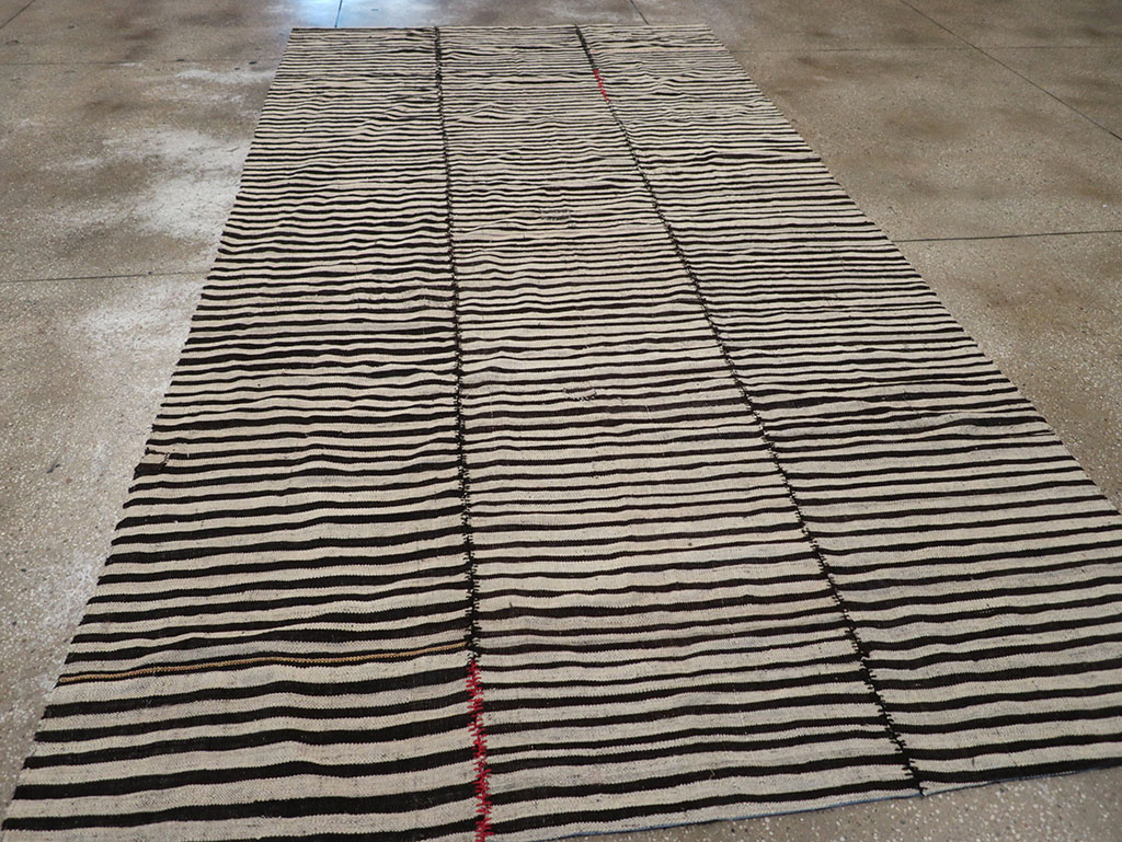 Vintage Persian Flatweave Kilim Gallery Carpet, No.30642 - Gsblank