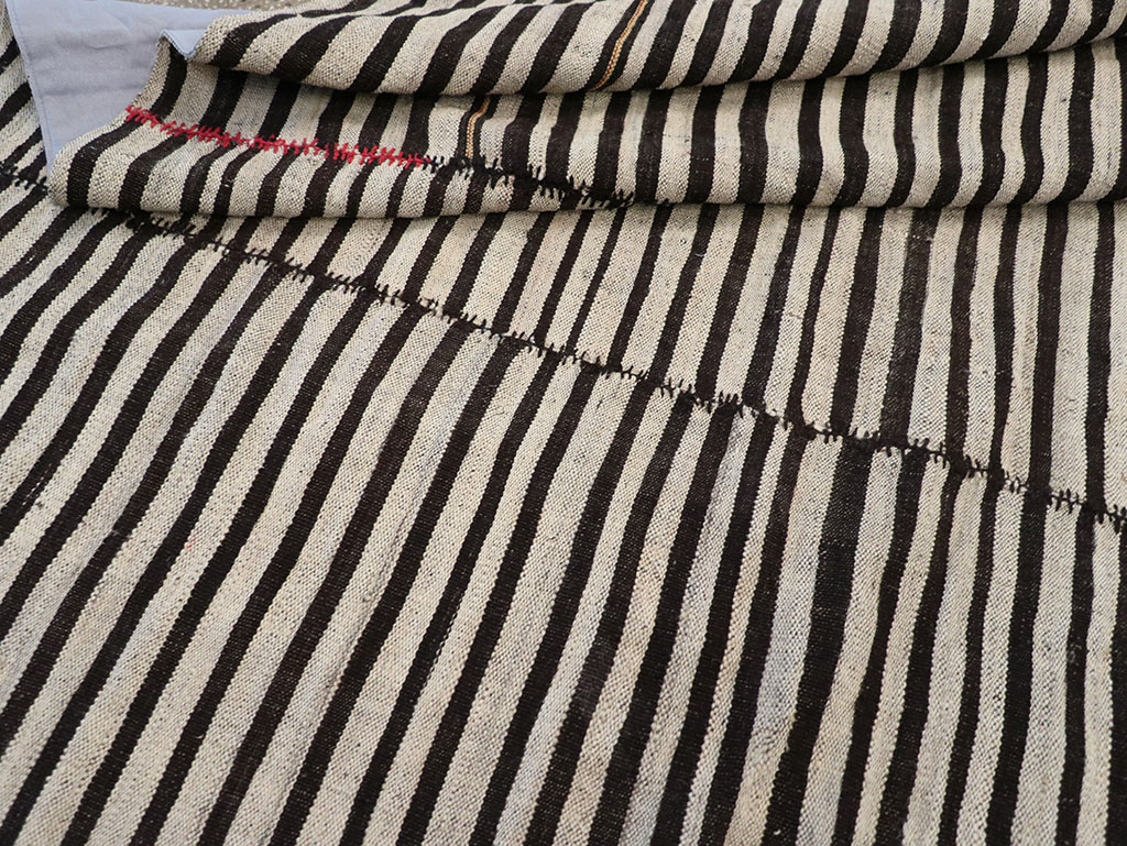 Vintage Persian Flatweave Kilim Gallery Carpet, No.30642 - Gsblank