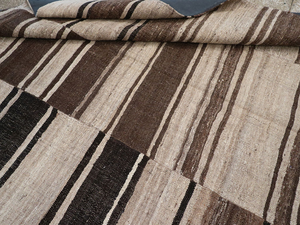 Vintage Persian Flatweave Kilim Accent Carpet, No.30662 - Gsblank