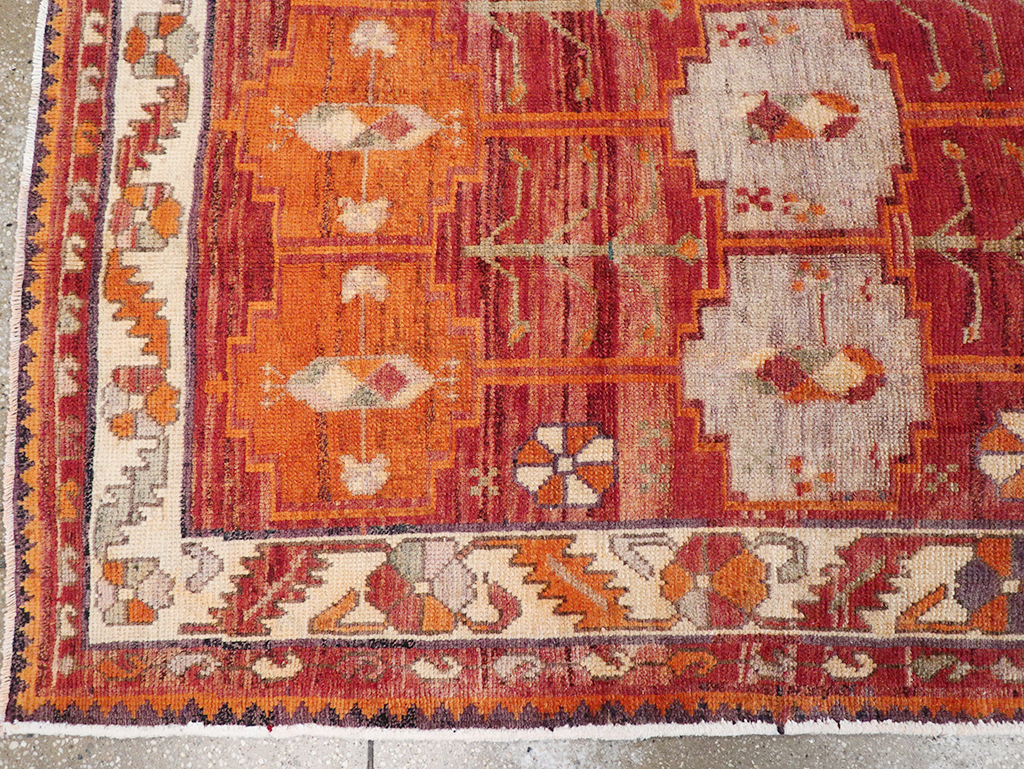 Vintage Persian Lori Gallery Rug, No.30664 - Gsblank