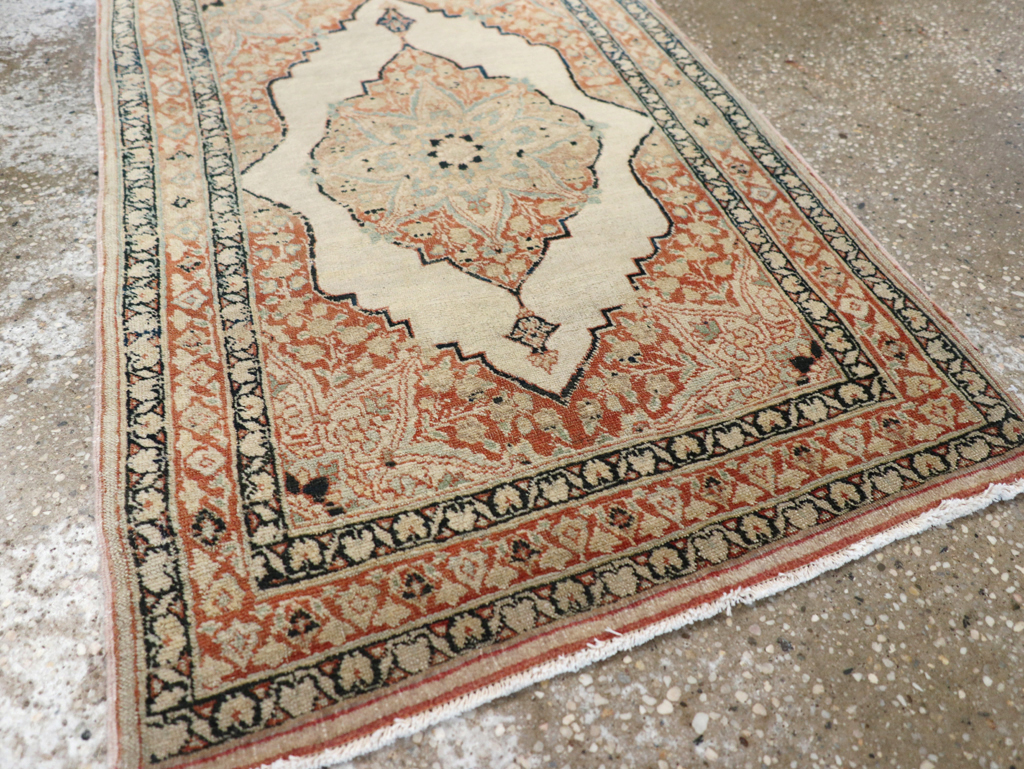 Antique Persian Tabriz Hagi Jalili Rug, No.30685 - Gsblank
