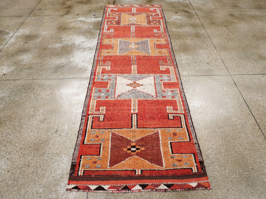 Vintage Turkish Anatolian Tribal Runner, No.30706 - Gsblank