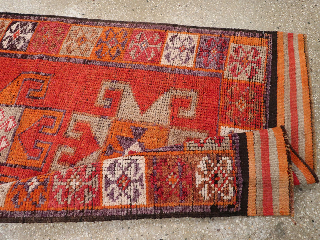 Vintage Turkish Anatolian Tribal Runner, No.30709 - Gsblank