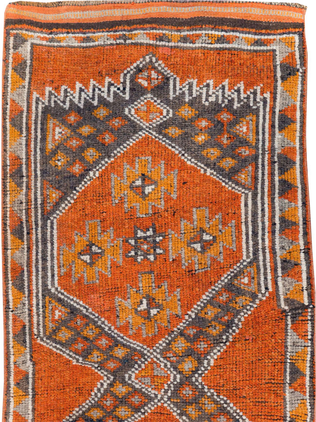 Vintage Turkish Anatolian Tribal Runner, No.30712 - Gsblank