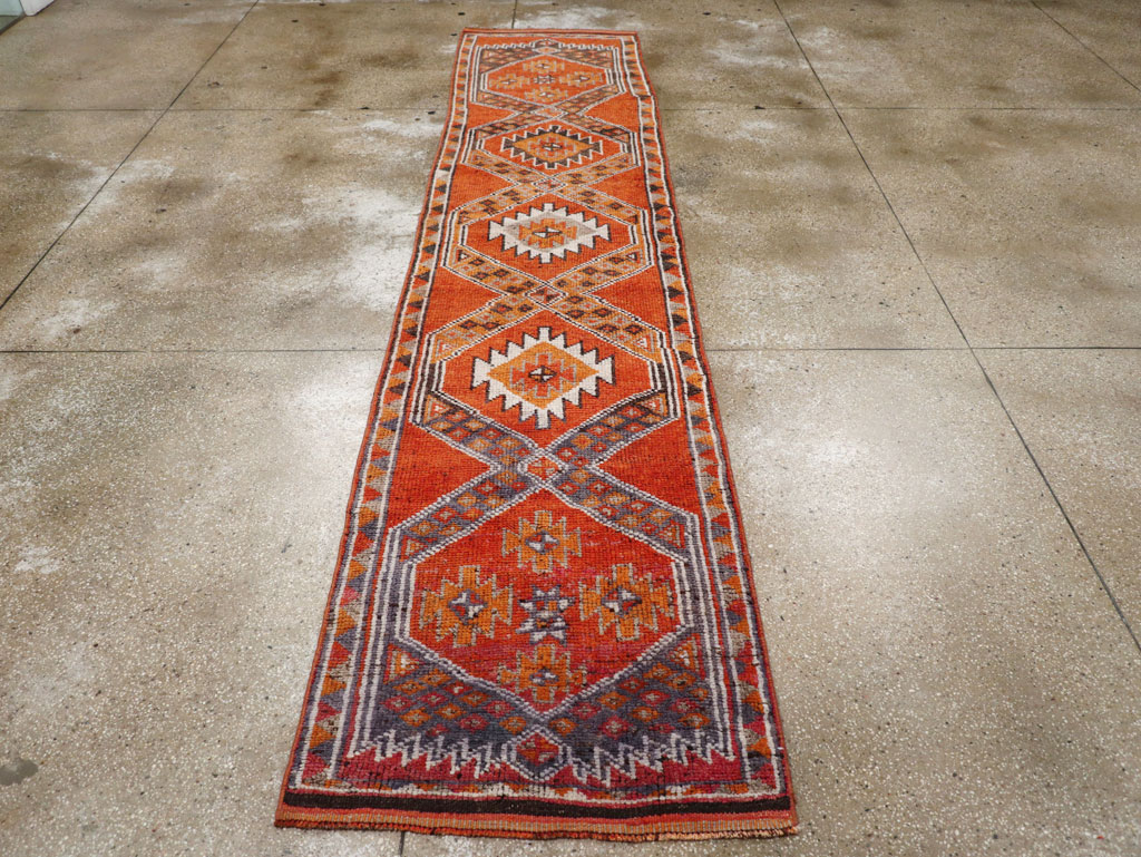 Vintage Turkish Anatolian Tribal Runner, No.30712 - Gsblank