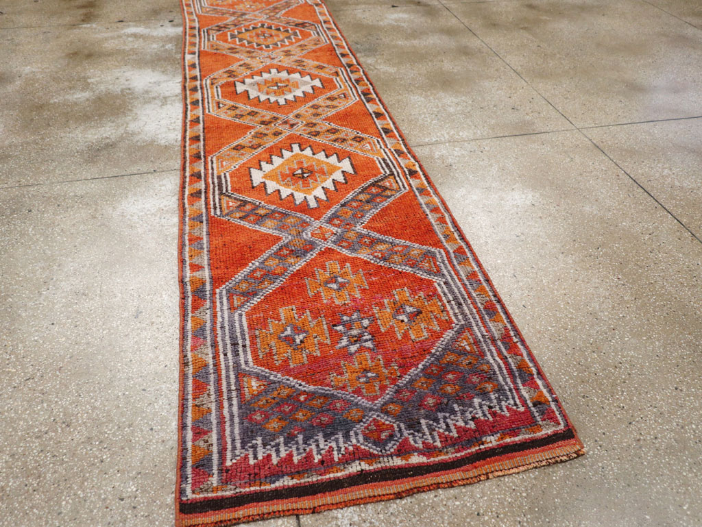Vintage Turkish Anatolian Tribal Runner, No.30712 - Gsblank