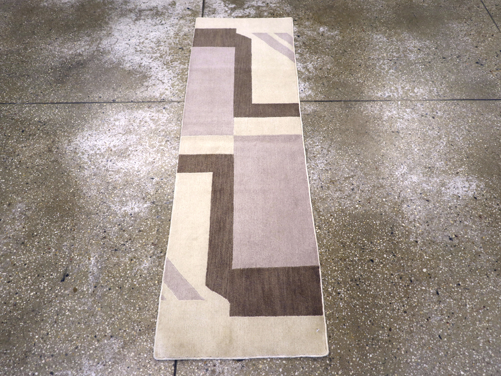 Contemporary Tibetan Art Deco Style Small Runner, No.30721 - Gsblank