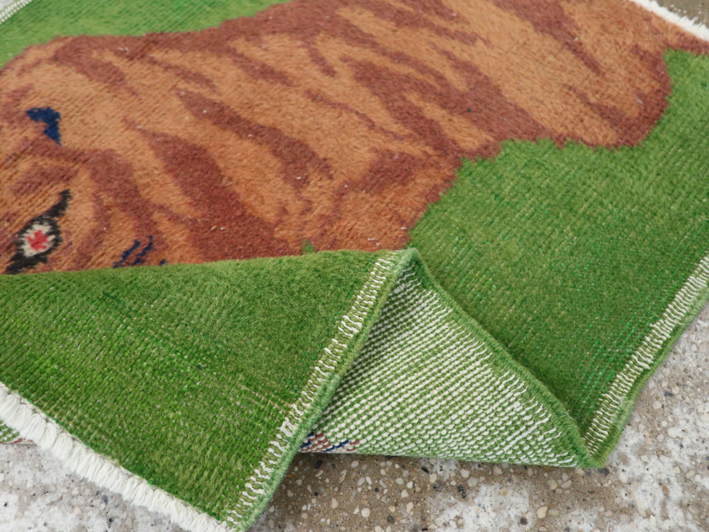 Vintage Turkish Anatolian Pictorial Throw Rug, No.30723 - Gsblank