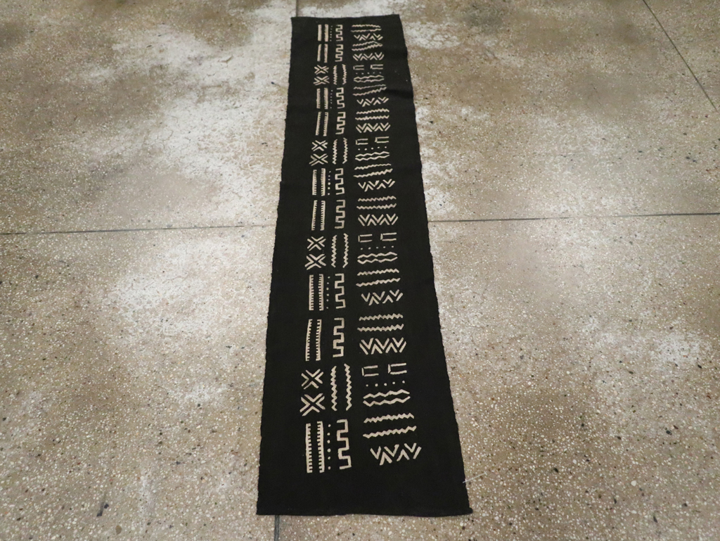 Vintage Indonesian Textile Runner, No.30726 - Gsblank