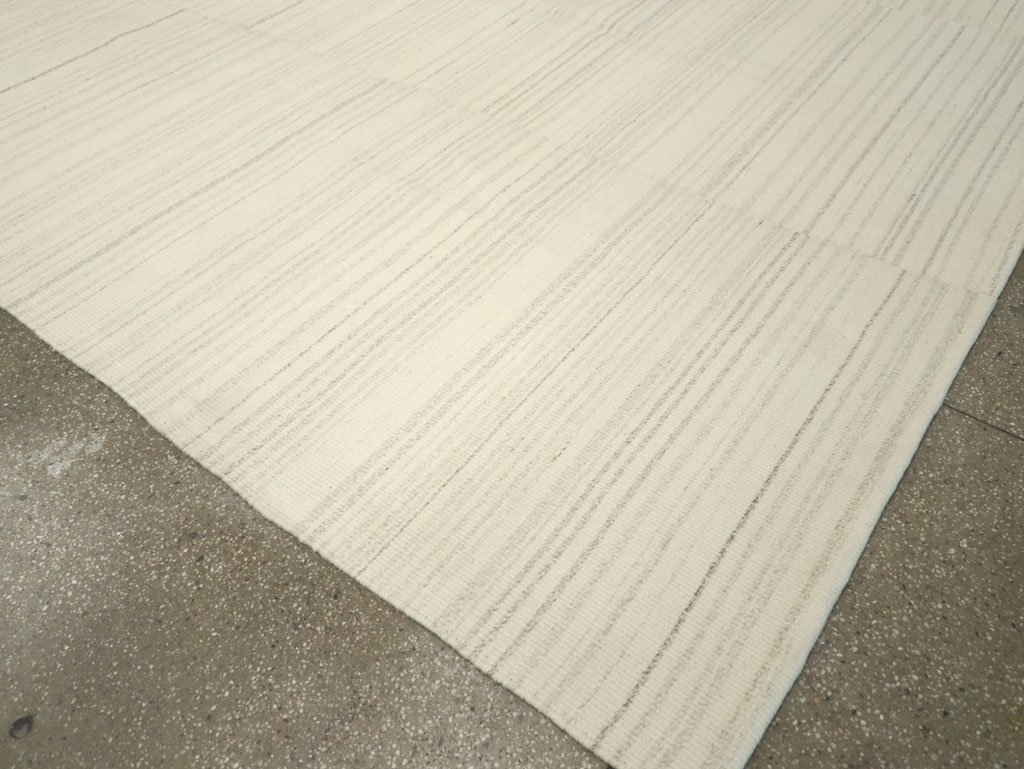 Modern Turkish Flatweave Room Size Carpet, No.30745 - Gsblank