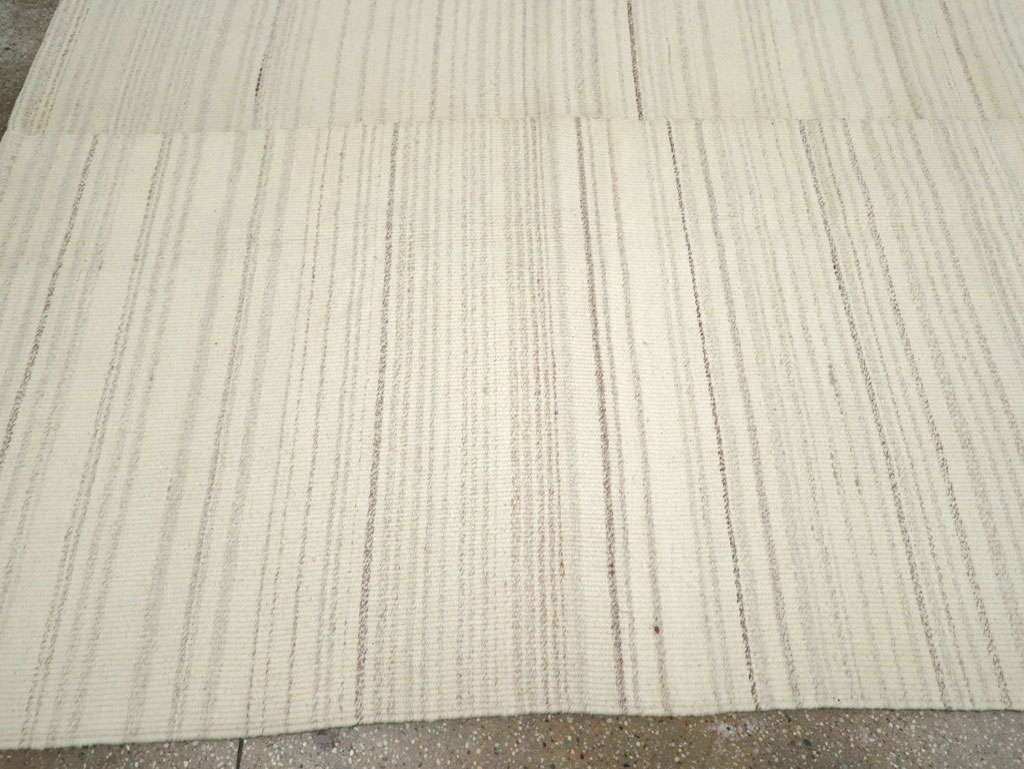 Modern Turkish Flatweave Room Size Carpet, No.30746 - Gsblank