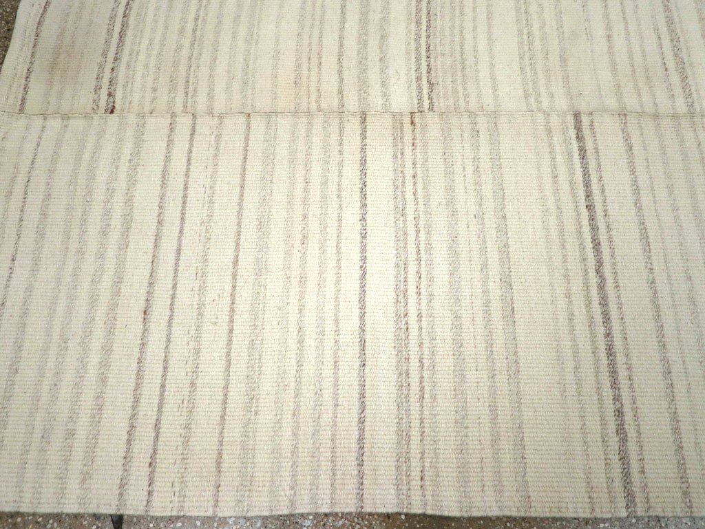 Modern Turkish Flatweave Small Room Size Carpet, No.30747 - Gsblank