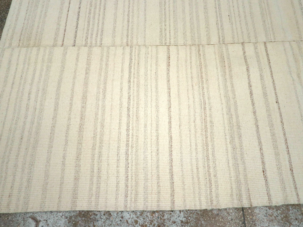 Modern Turkish Flatweave Small Room Size Carpet, No.30748 - Gsblank