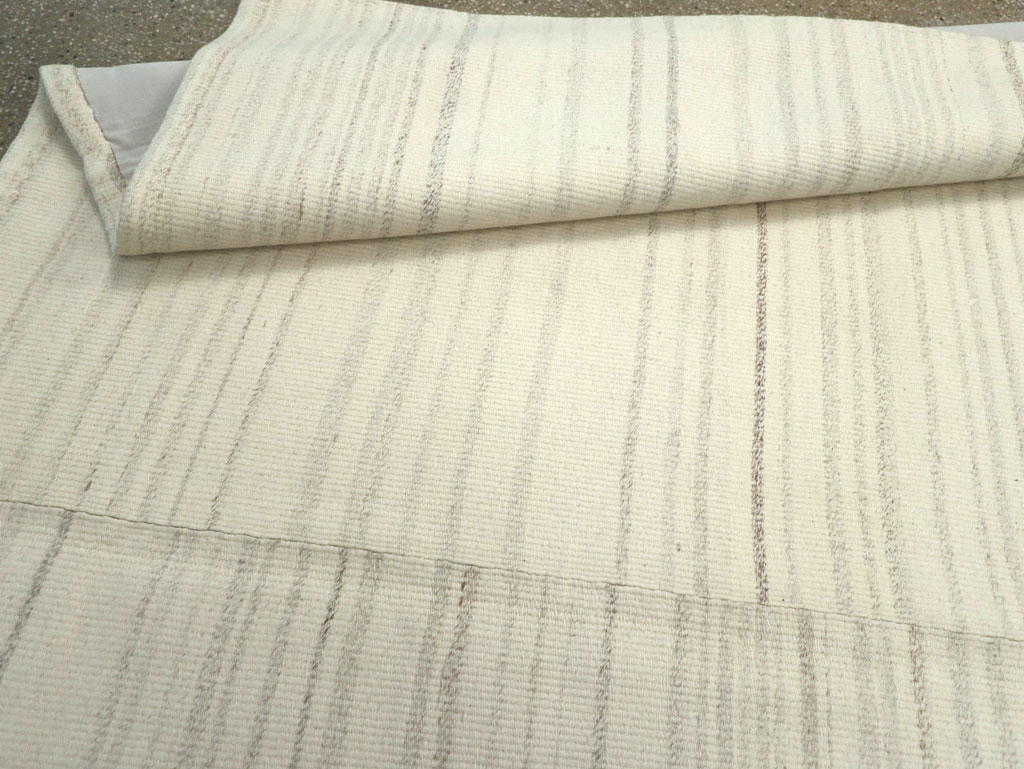 Modern Turkish Flatweave Small Room Size Carpet, No.30748 - Gsblank