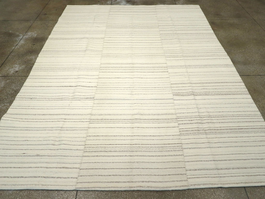 Modern Turkish Flatweave Room Size Carpet, No.30750 - Gsblank