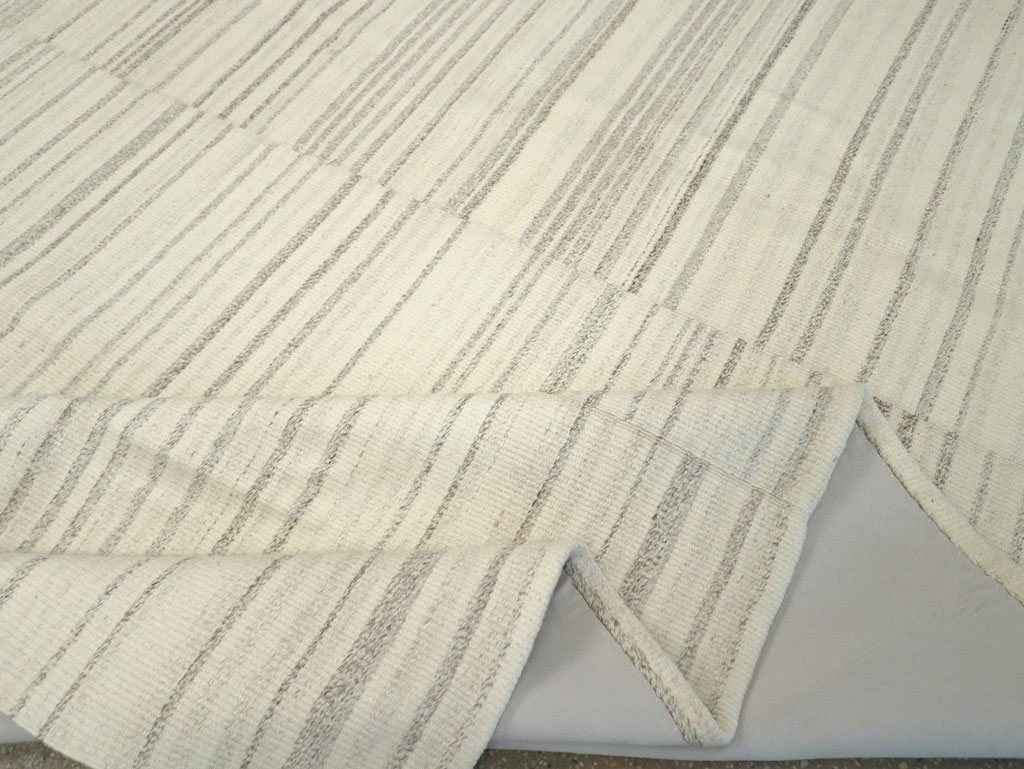 Modern Turkish Flatweave Room Size Carpet, No.30751 - Gsblank