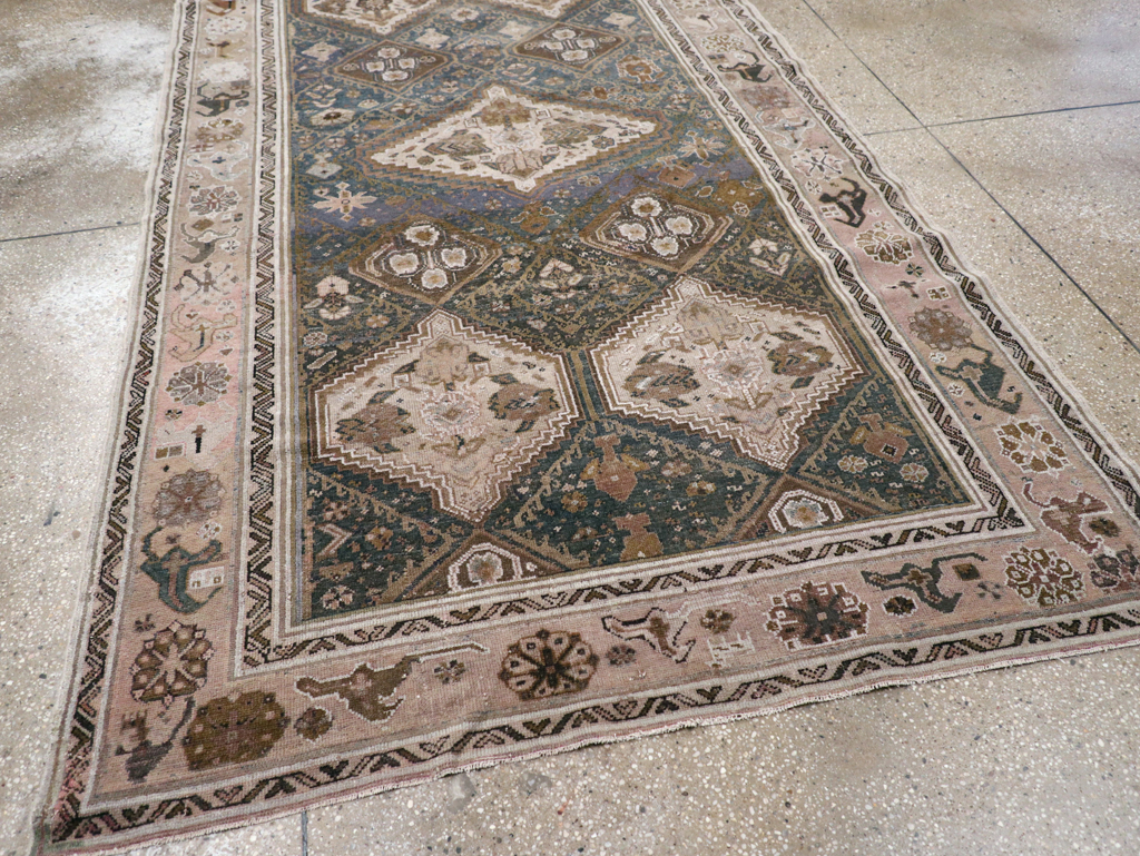 Antique Persian Malayer Gallery Carpet, No.30755 - Gsblank