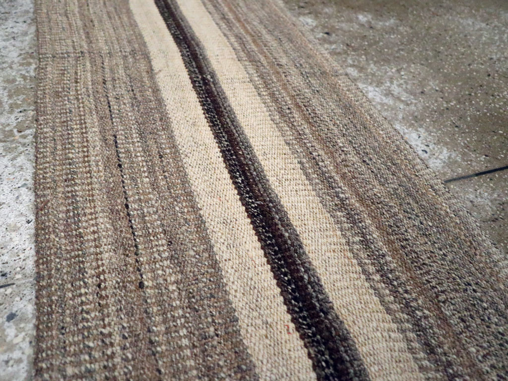 Modern Turkish Flatweave Kilim Runner, No.30769 - Gsblank