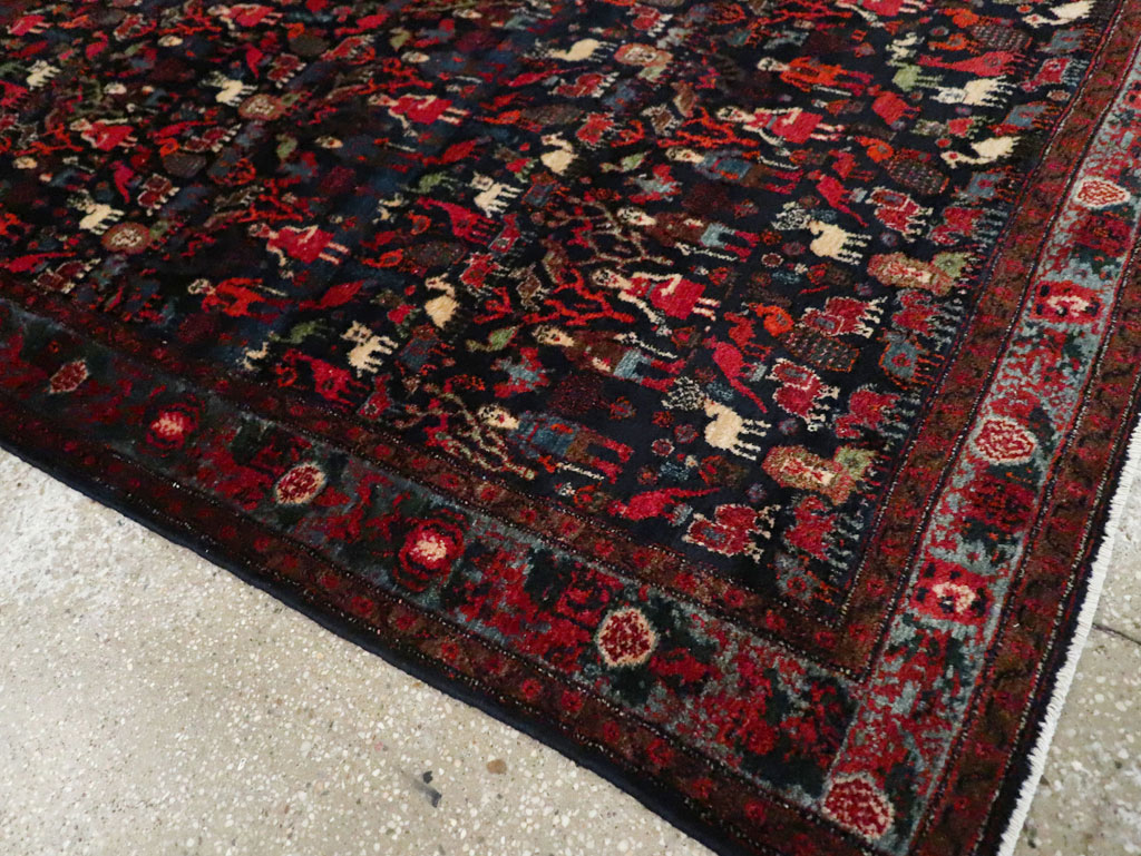 Antique Senneh Malayer Pictorial Rug, No.30770 - Gsblank