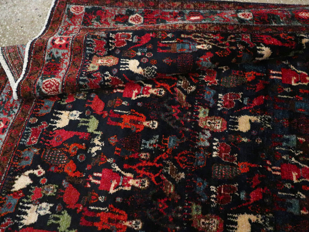 Antique Senneh Malayer Pictorial Rug, No.30770 - Gsblank
