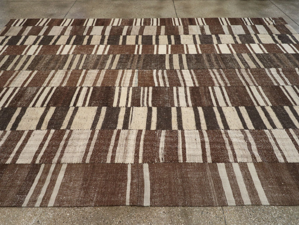 Modern Turkish Flatweave Room Size Carpet, No.30788 - Gsblank