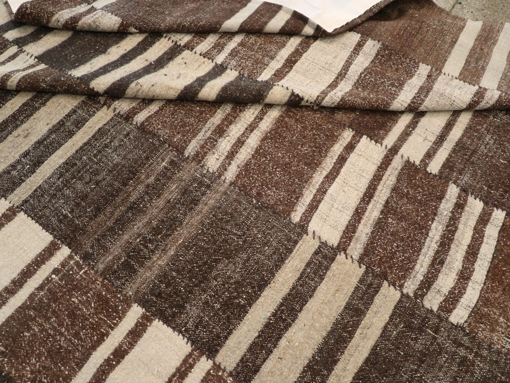 Modern Turkish Flatweave Room Size Carpet, No.30788 - Gsblank