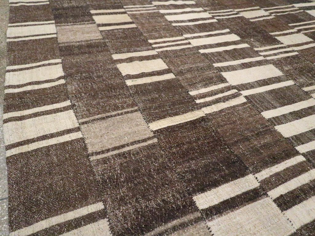 Modern Turkish Flatweave Kilim, No.30789 - Gsblank