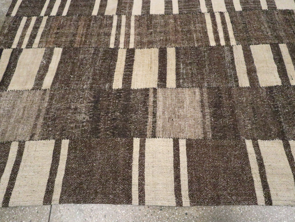 Modern Turkish Flatweave Kilim, No.30789 - Gsblank