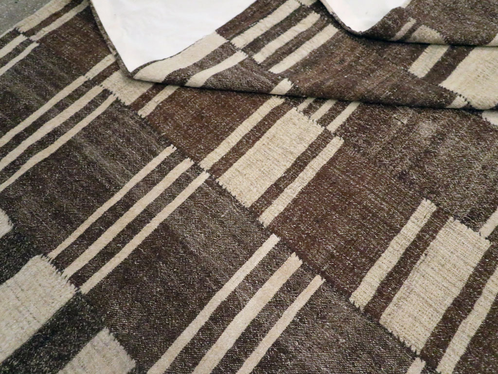 Modern Turkish Flatweave Kilim, No.30789 - Gsblank