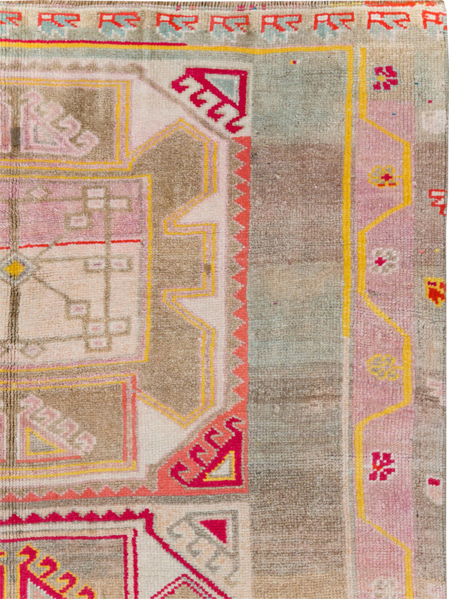 Vintage Turkish Anatolian Wide Gallery Runner, No.30799 - Gsblank