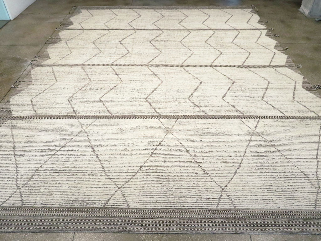 Moroccan Inspired Contemporary Turkish Large Room Size Carpet, No.30801 - Gsblank